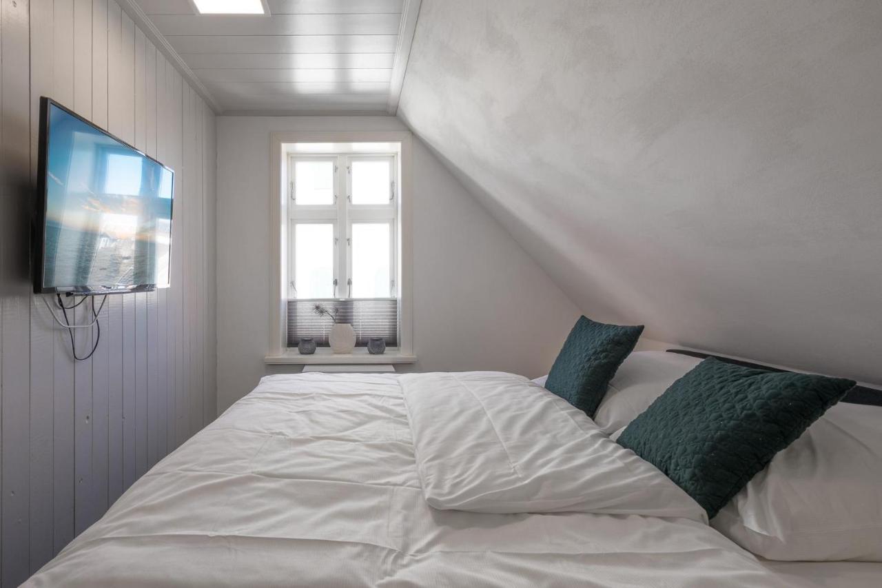 Apartmenthaus Theodor Storm - Unter Sternen Husum (Schleswig-Holstein) Exterior foto
